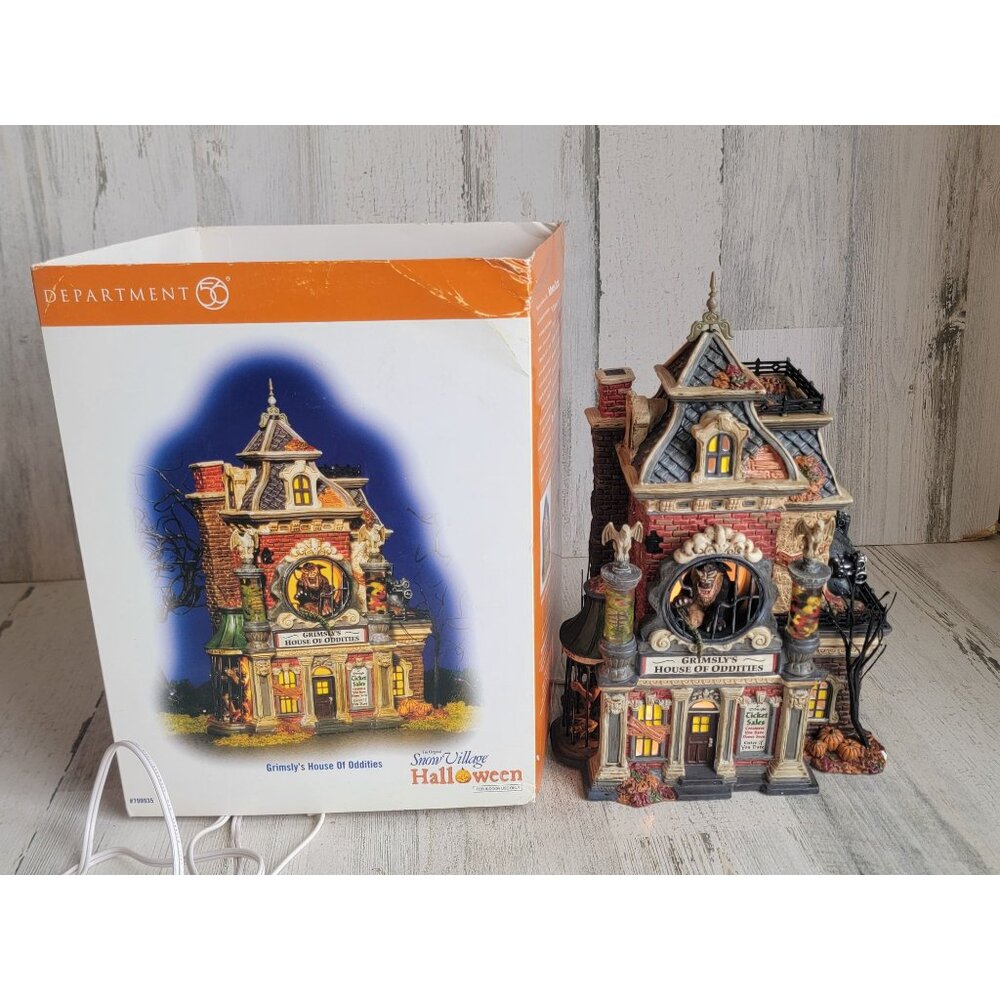 Dept 56 799935 Grimsly's House‎ of Oddities snow village accessory Halloween